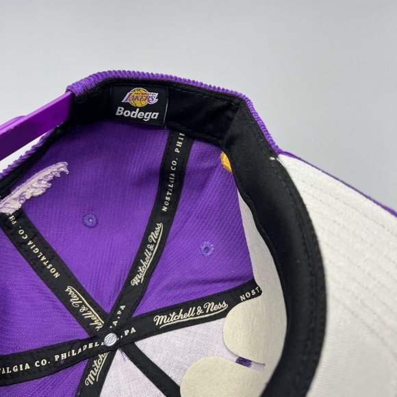 Los Angeles LA Lakers Corduroy Mitchell & Ness Hat Snapback Cap Men Lebron James - Picture 7 of 7